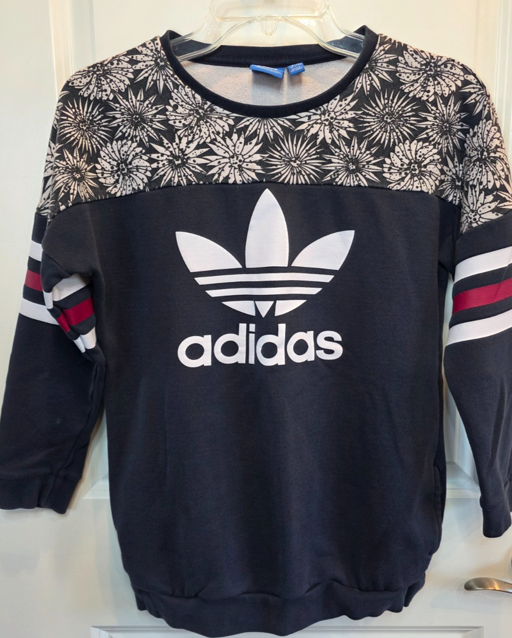 Adidas Originals Crewneck Sweatshirt 3/4 Sleeve Women Medium Navy Floral Trefoil